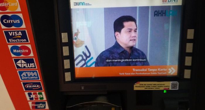 Erik Tohir Manfaatkan Mesin ATM BUMN untuk Pencitraan?