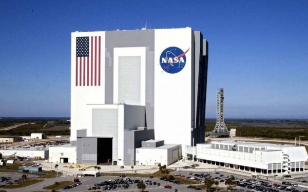 NASA Mulai Uji Coba Robot Pembawa Sampel yang Ditemukan di Mars